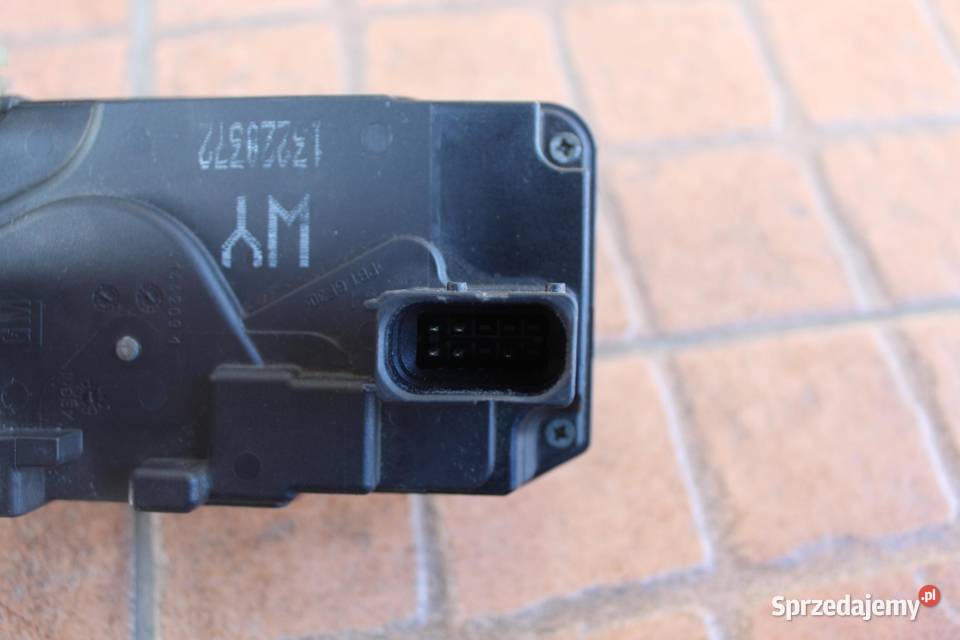 ZAMEK DRZWI PRAWY TYŁ 5 PIN OPEL ZAFIRA B