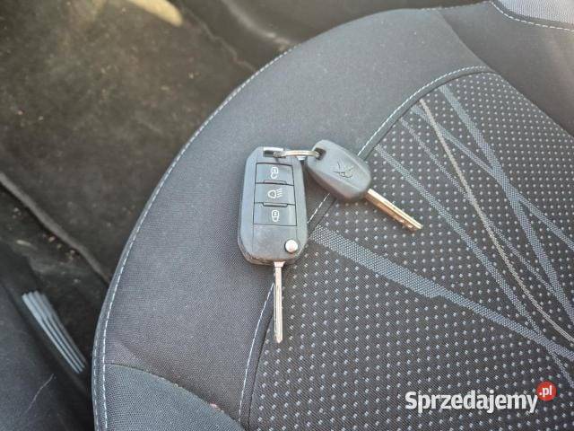 PEUGEOT 208 12 141000km Szymbark