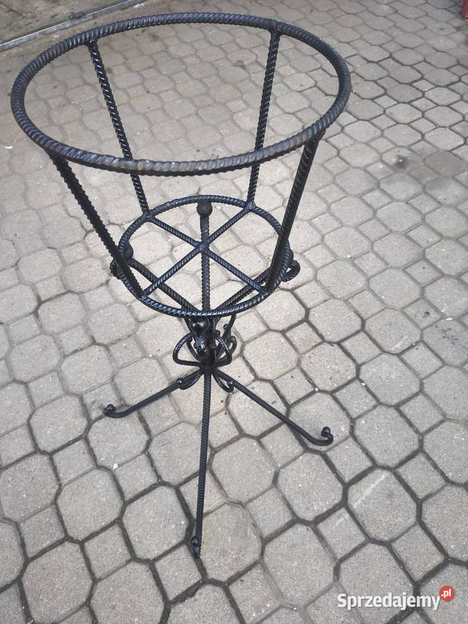 Duży masywny kwietnik metalowy PRL Kwietniki podlaskie Białystok
