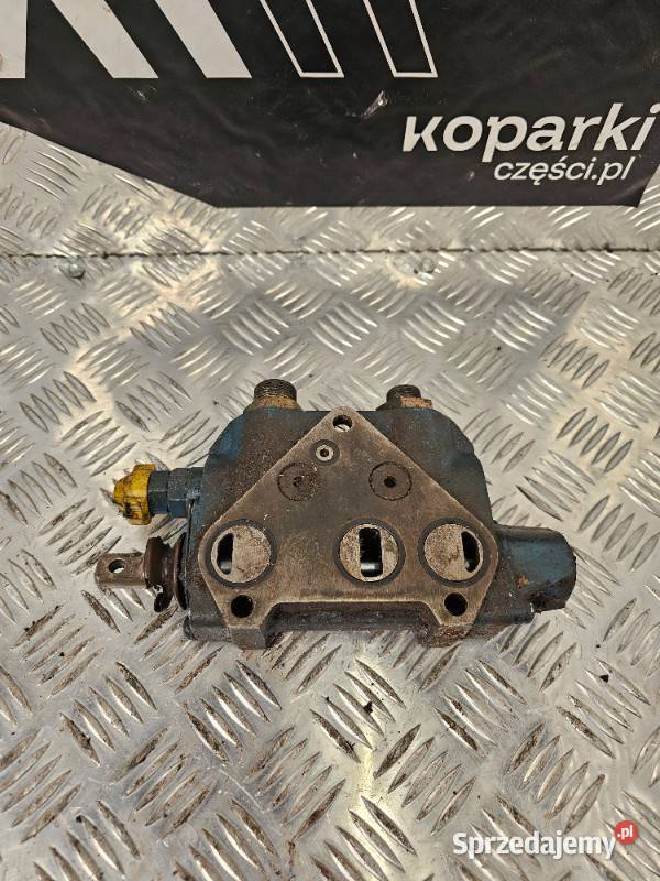 Sekcja rozdzielacza Holland Case Fiat Kobelco Gdynia