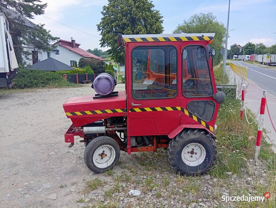 Autko zamiatarka kosiarka nieuszkodzony