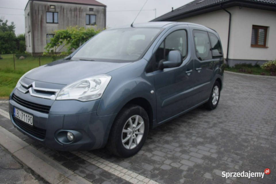 Citroen Berlingo 16HDI Klima 5Osobowy 2012r 2 nieuszkodzony podkarpackie Majdan Sieniawski