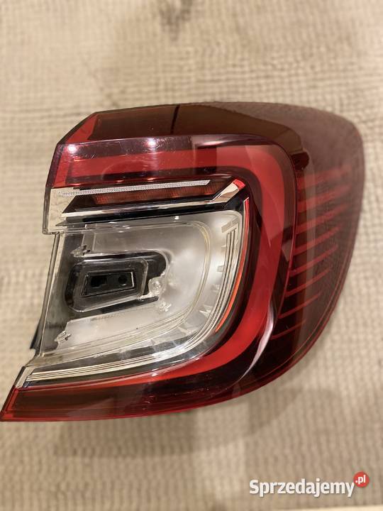 Renault Captur II Prawa lampa tył led 265507894R Iława