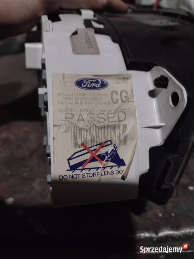 Licznik Ford Focus MK1 98AP10841BC 18TDDI EU Bolęcin sprzedam