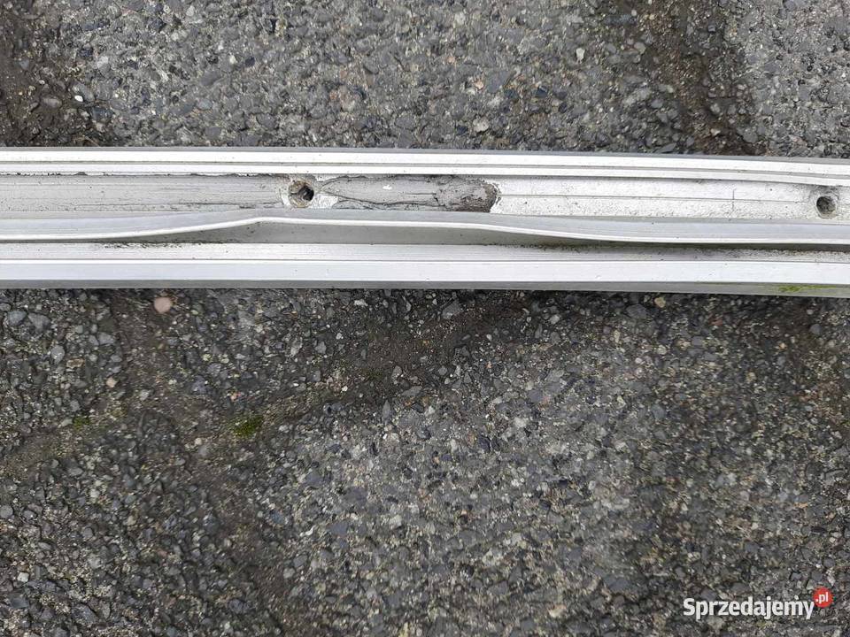 Listwa z angielskiej przyczepy Skokowa