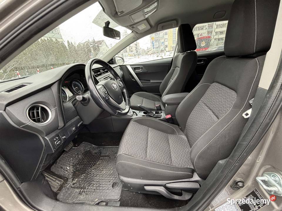 Toyota Auris Hybrid KOMBI Navi Warszawa 3wł Zarejestrowany w Polsce
