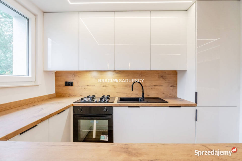 Do sprzedaży mieszkanie 518m2 3 pok Karniowice Sprzedaż