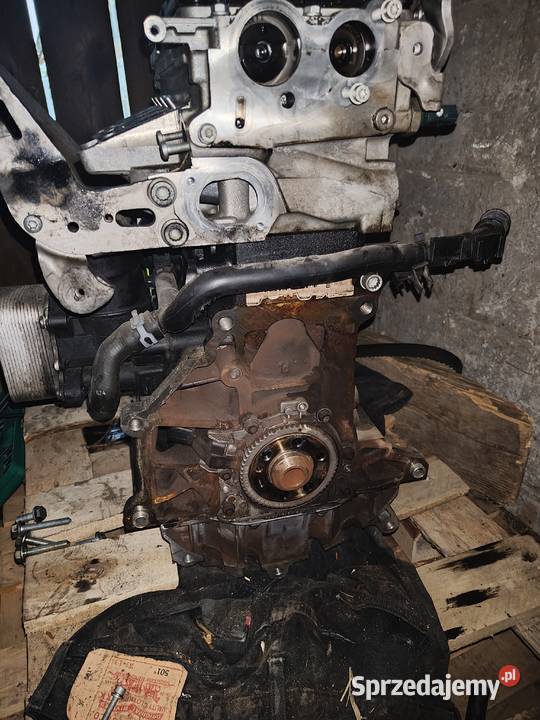 sprzedam silnik 16 tdi uszkodzony VW Zadąbrowie sprzedam