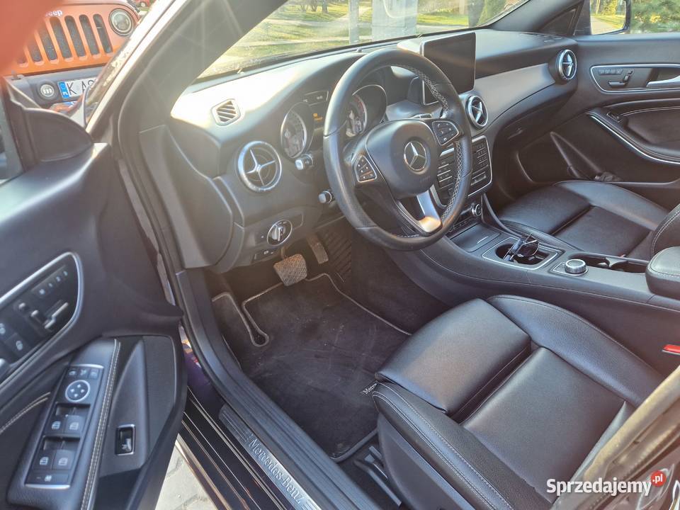 Mercedes Benz CLA 2504 Matic AMG Line BixenonLed Rok produkcji 2016 małopolskie