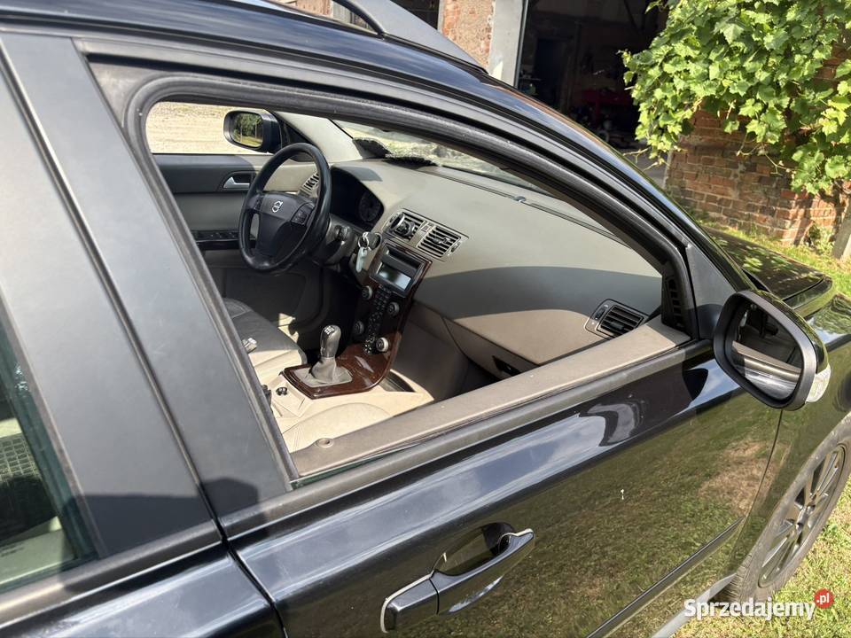 Volvo v50 2007 20 diesel 442000 Niemodlin