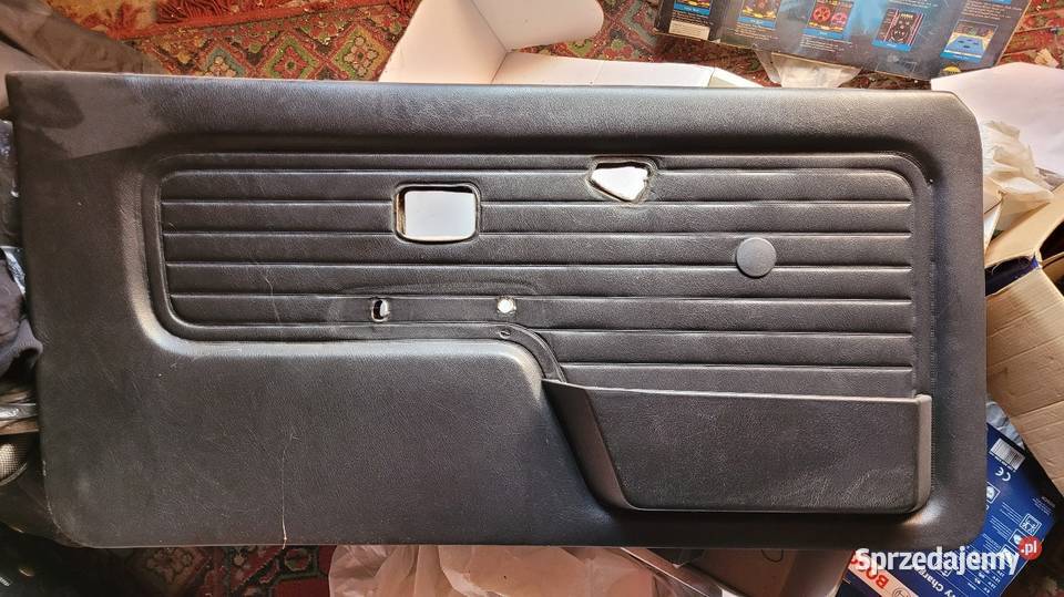 Boczki coupe bmw e30 czarna skóra komplet