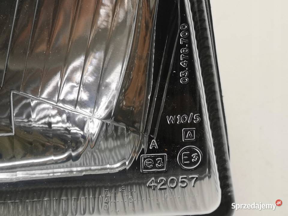 LAMPA PRAWY PRZÓD LANCIA DELTA I HF 19791991 osobowe