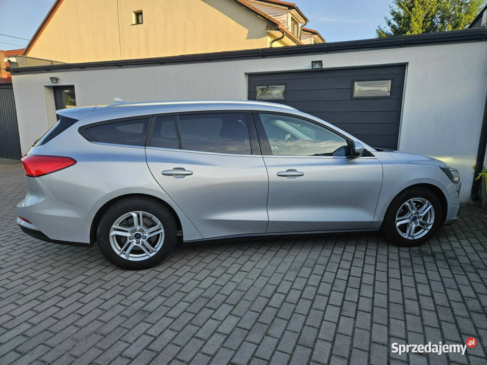 Ford Focus 10 100 niski przebieg NOWY serwis ASO system Start-Stop Gdynia