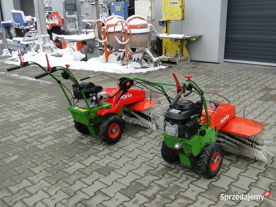 Odśnieżarka Szczotka Zamiatarka DO KOSTKI ŚNIEGU Łętownia