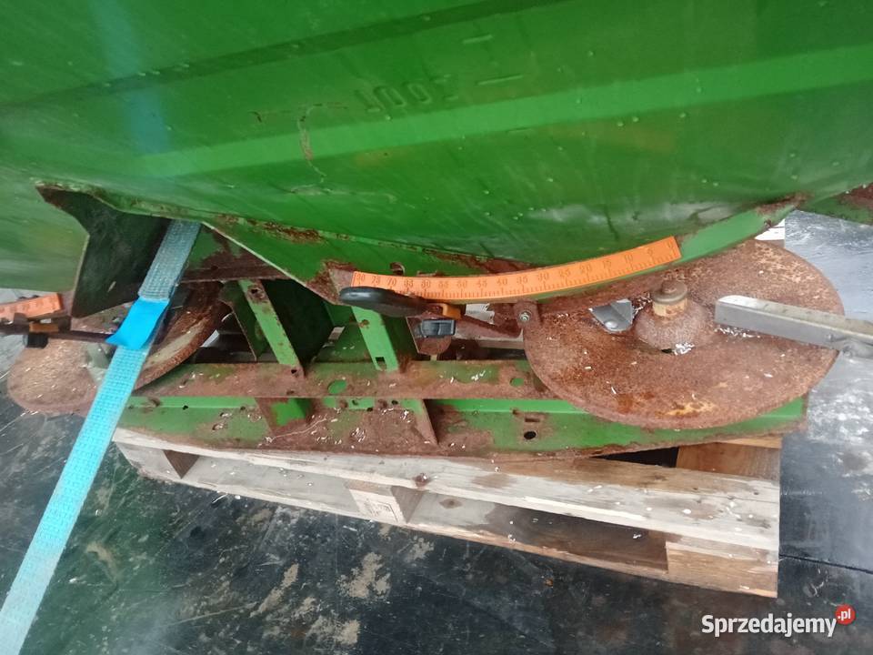 Rozsiewacz AMAZONE ZU 1001 Piórków-Kolonia