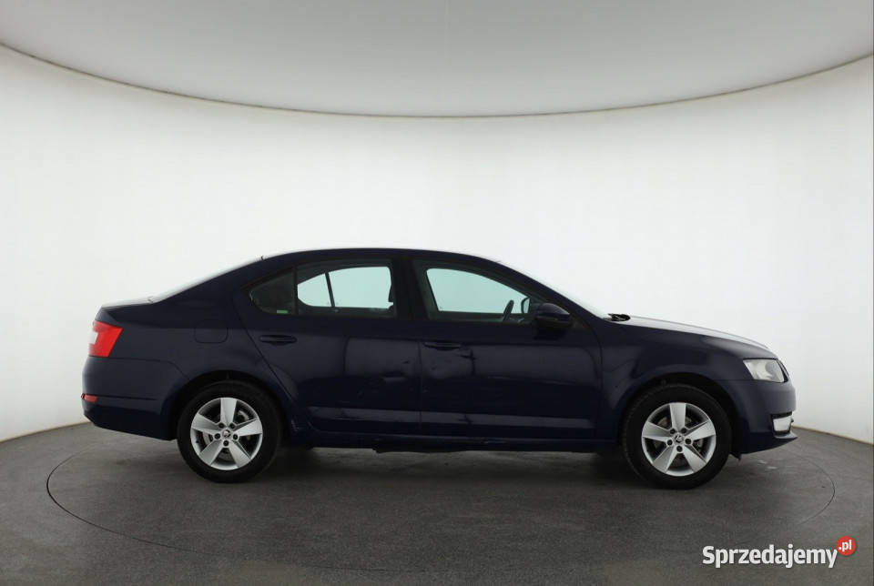Skoda Octavia 12 TSI elektryczne lusterka sprzedam