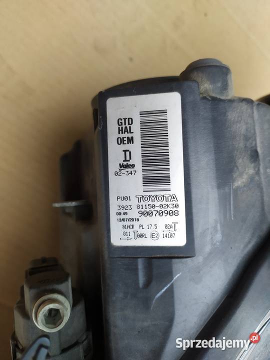 Auris II lift reflektor lewy lampa lewy przód Lampy przednie Rybnik