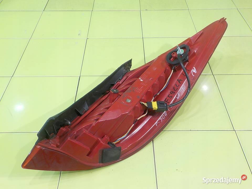 PEUGEOT 308 I CC 16 B 09r CABRIO 2D lampa lewa Suków