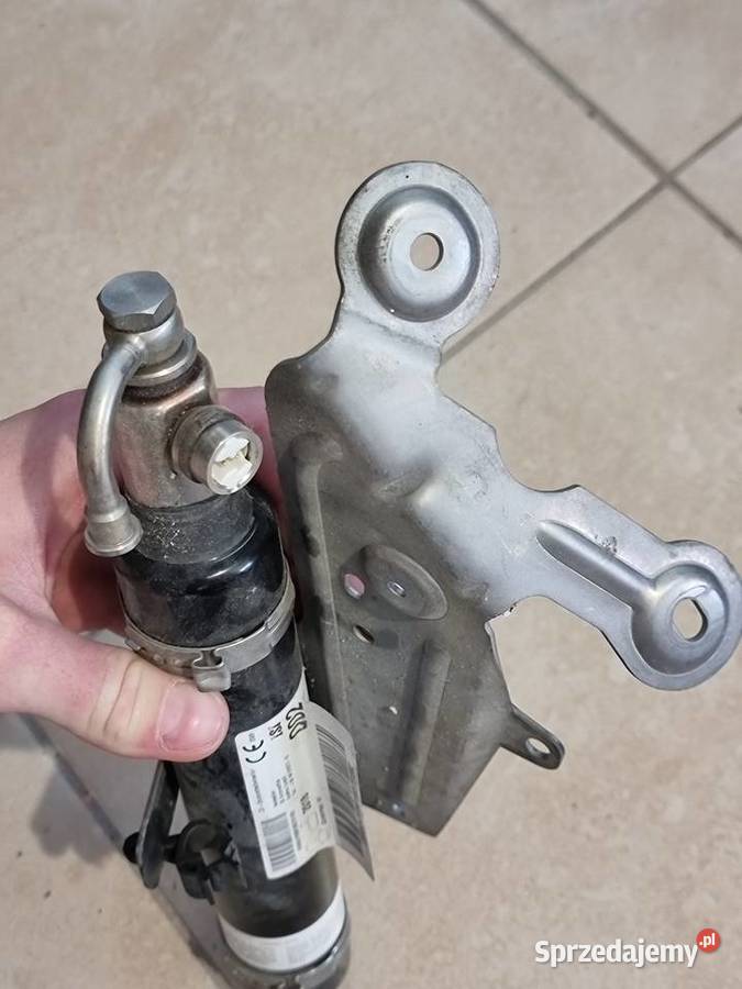 Oryginalna Gaśnicanabój silnika mercedes w213 sprzedam