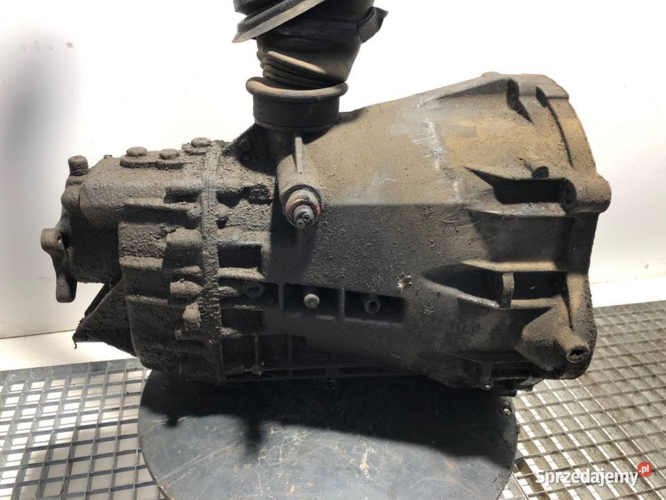 SKRZYNIA BIEGÓW VW LT 28 35 G165R 25 75 9606 sprzedam