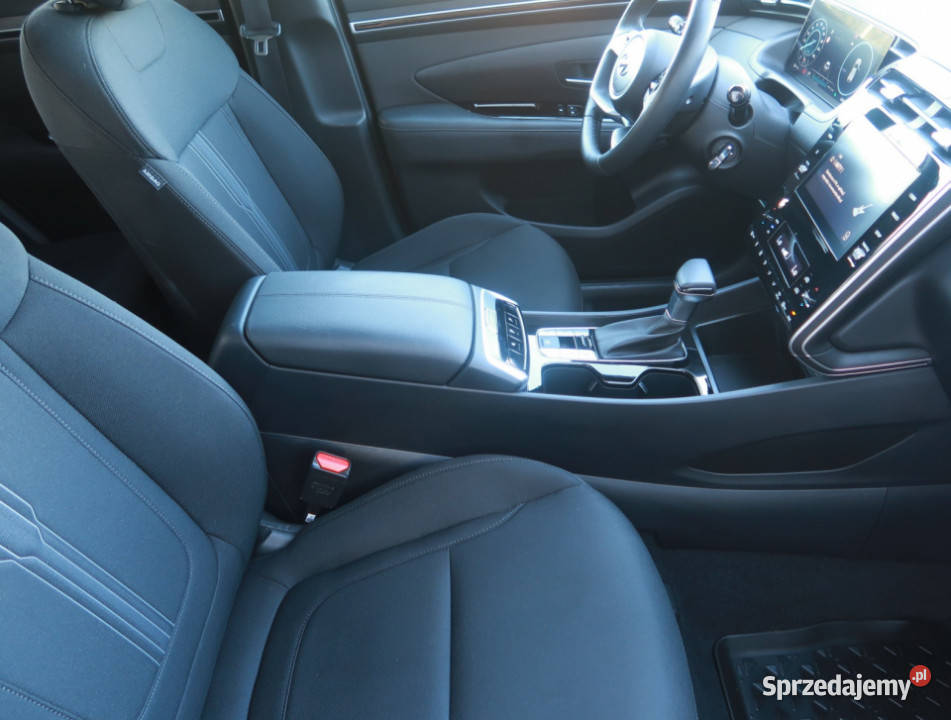Hyundai Tucson 16 TGDI 48V MHEV nieuszkodzony Motoryzacja Katowice