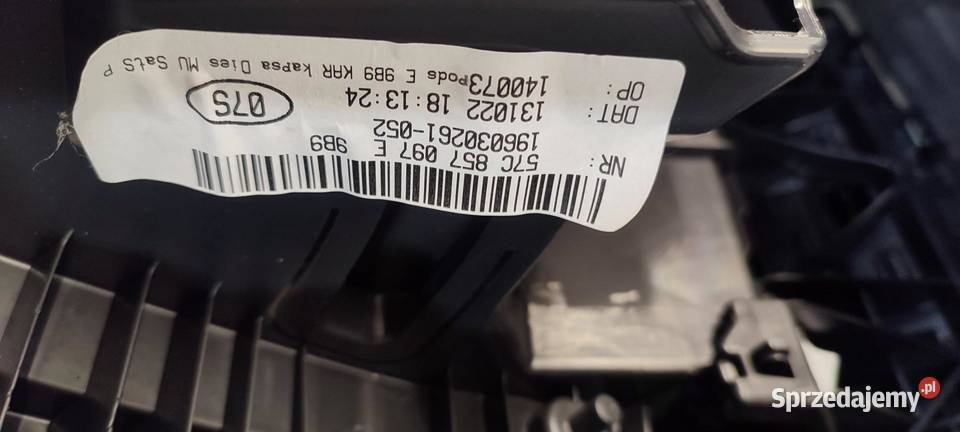 SKODA KAROQ DESKA KOKPIT RHD ANGLIK 57C857007 sprzedam