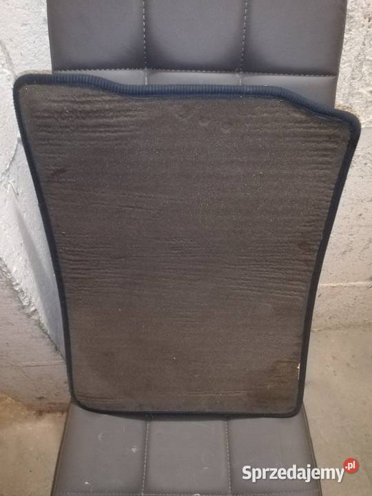 W124 dywwaniki rypsowe niebieskie 3 sztuki zachodniopomorskie Szczecin sprzedam
