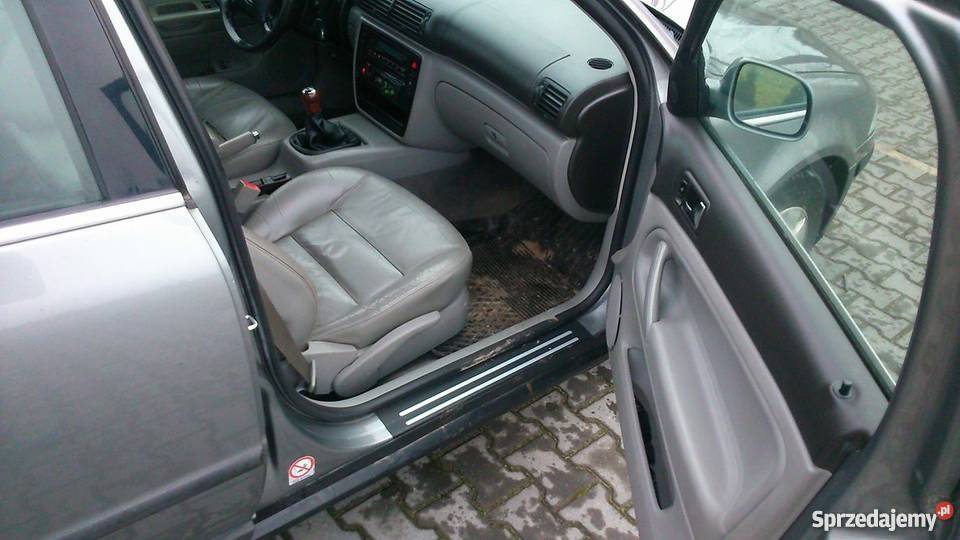 VW Passat B5 FL kombi 19 TDI 130 2002r HAK skóry wspomaganie kierownicy Jatwieź Duża