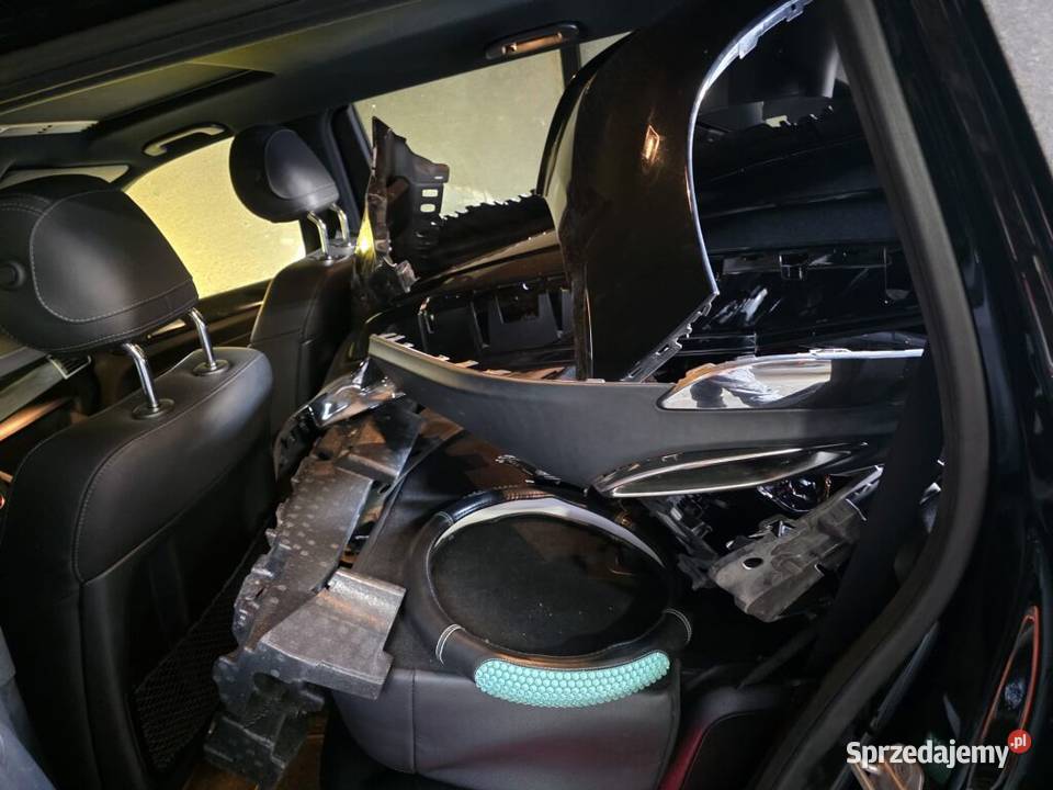 Mercedes GLS 2017 20 AWD uszkodzony w drodze o Żórawina