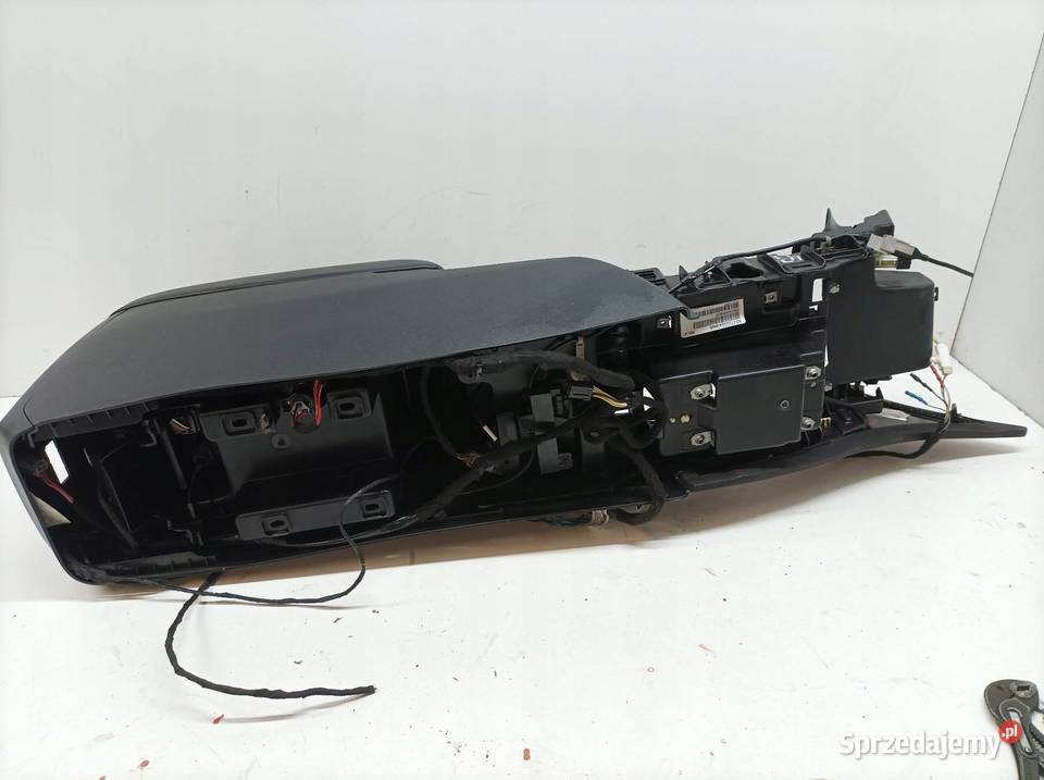 TUNEL ŚRODKOWY PODŁOKIETNIK Dodge Charger VII