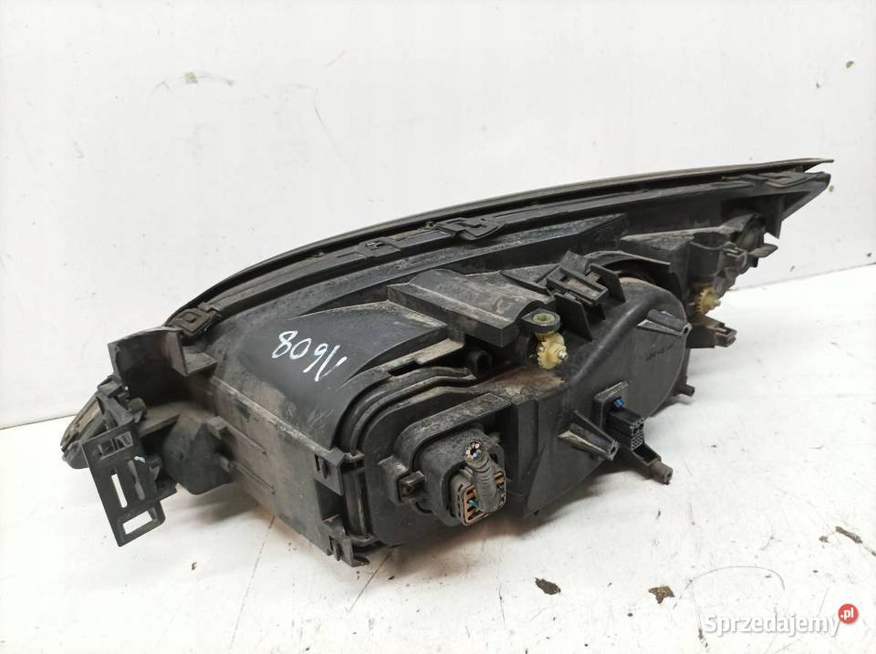 LAMPA PRZÓD PRAWA XENON EU 0301174272 Ford