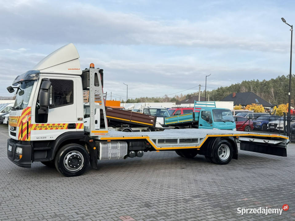 Iveco EUROCARGO 120E25 E6 Laweta Zagłebiana automatyczna Samochody ciężarowe Widełki