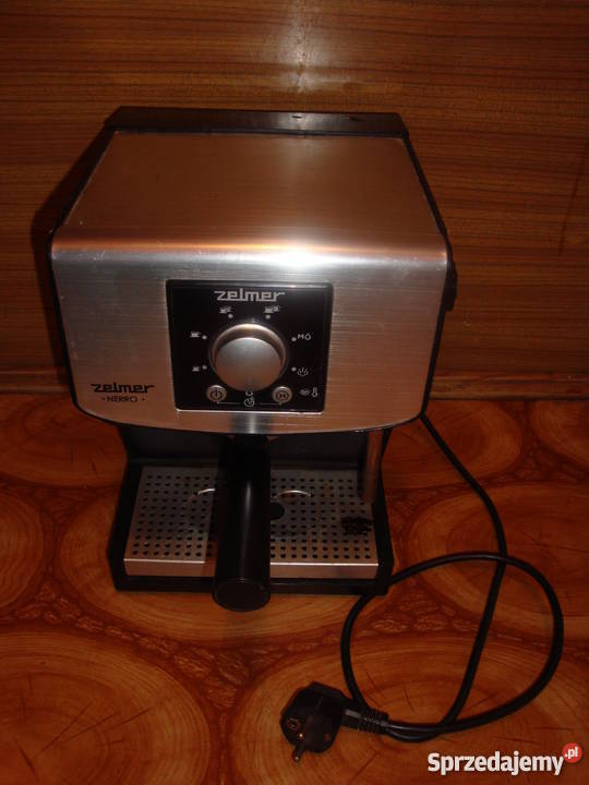 Ekspres ciśnieniowy Zelmer 13Z015 Nerro