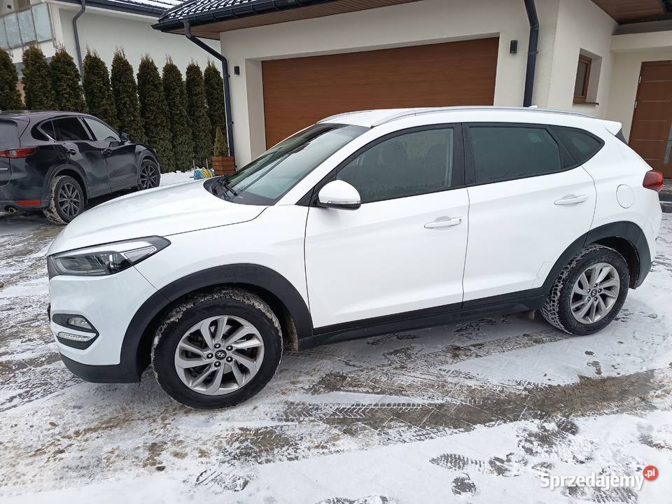 Hyundai Tucson 17Crdi super stan manualna Samochody osobowe Białobrzegi