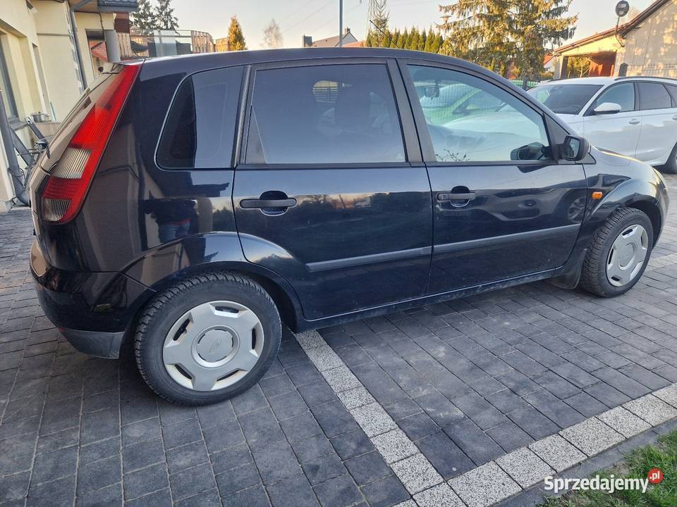 Ford Fiesta 14 Sedan / Limuzyna Wiązowna sprzedam