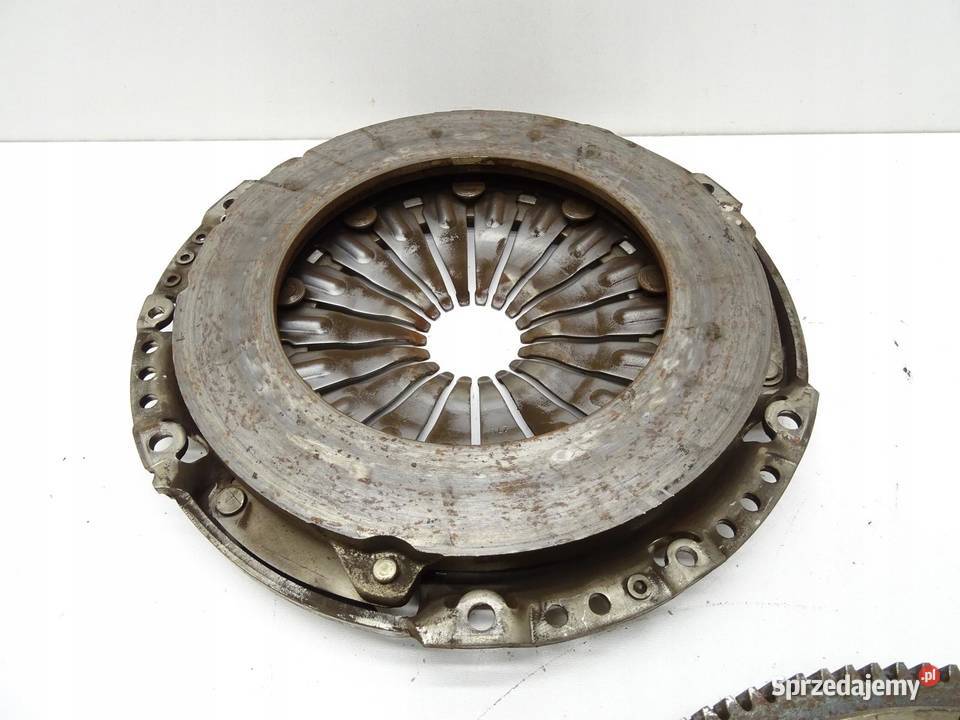 SPRZĘGŁO DWUMAS DWUMASOWE 14 TSI 04E141026B AUDI osobowe