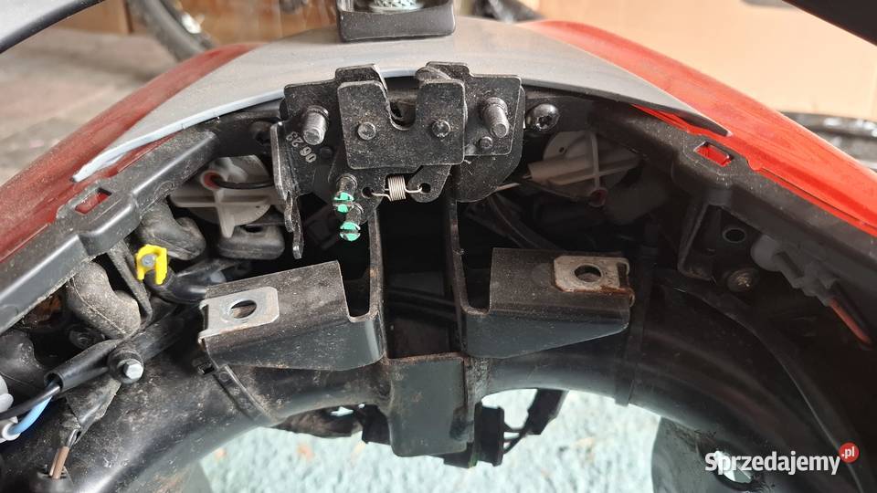 Piaggio Medley S ABS 125 2023r części sztyca Świeradów-Zdrój