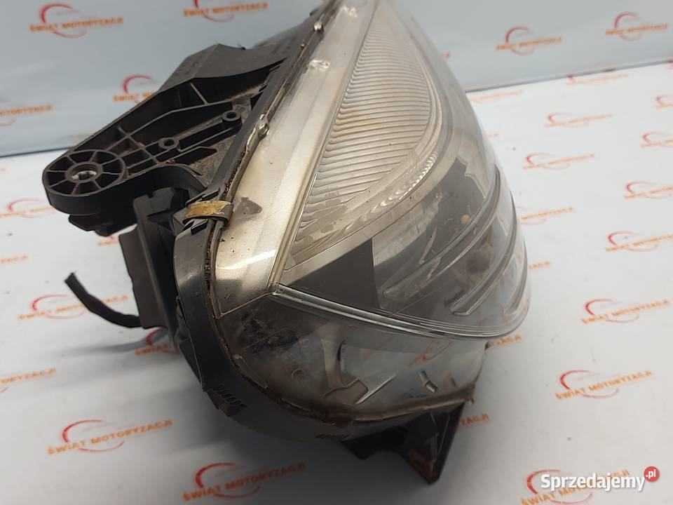 MERCEDES CLC CL203 10r lampa prawa przód świętokrzyskie Kielce
