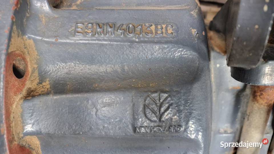 Oś zwolnica NH TS 110 E9NN4013BC lewa Zaklików