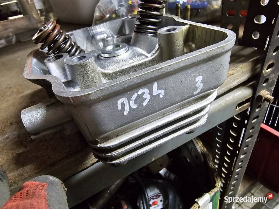 Honda CBR 125 jc34 głowica zawór zawory sprężyna dolnośląskie Jelenia Góra