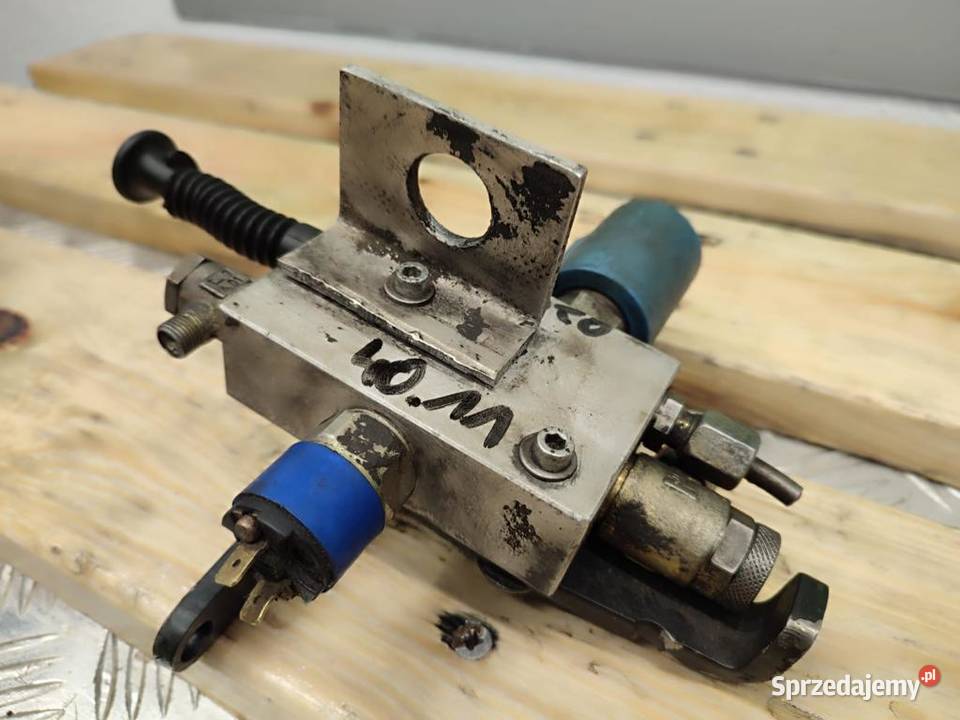 Zawór hydrauliczny 039792 Merlo 4011 ROTO Wilkowo