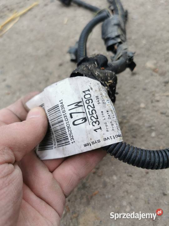 opel corsa d wiązka instalacja puszka Międzychód