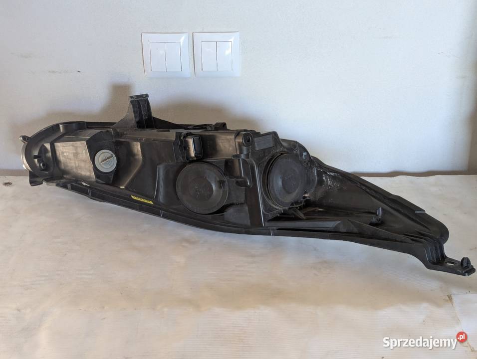 Lampa przód prawa lewa Ford Fiesta MK7 Kielce