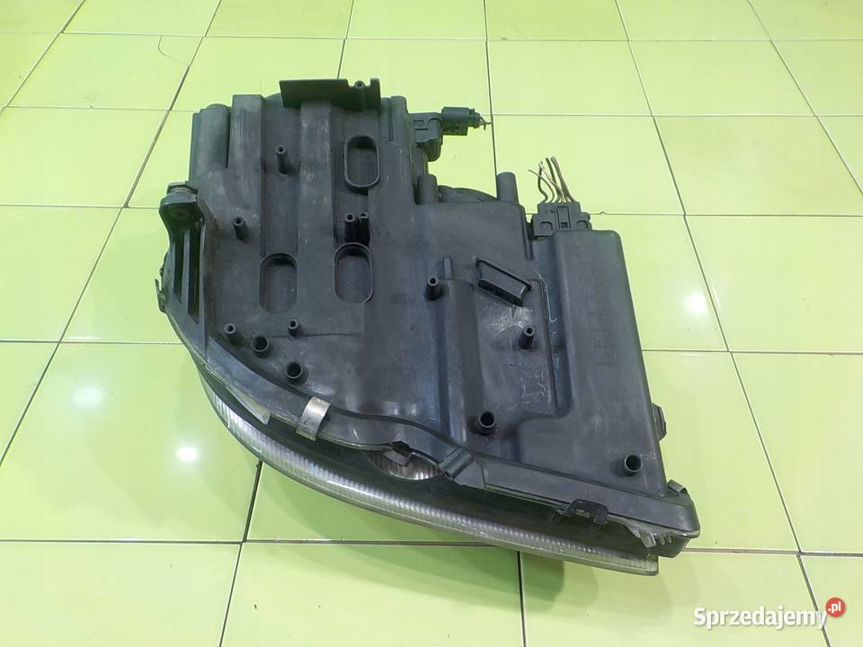 MERCEDES CLS W219 30 CDI AUT 07r COUPE 5D lampa Suków