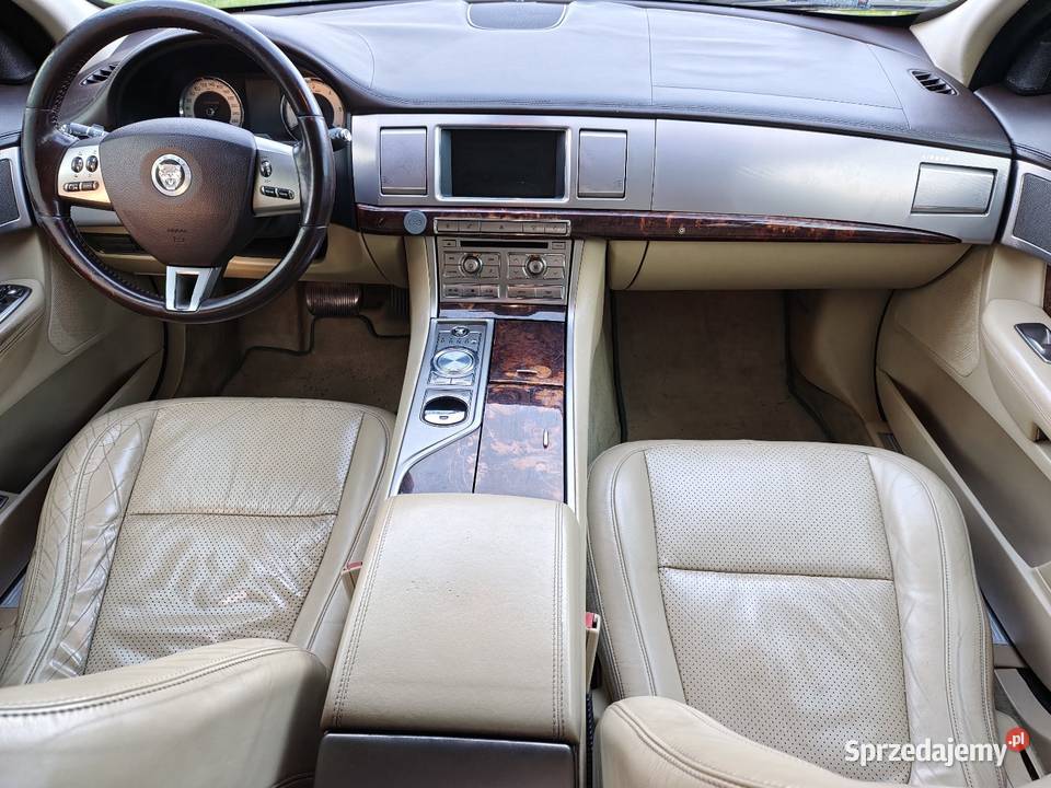 Jaguar XF E250 LUXURY 27Tdi BiTurbo 207 Bogate ASR (kontrola trakcji) Bogoria