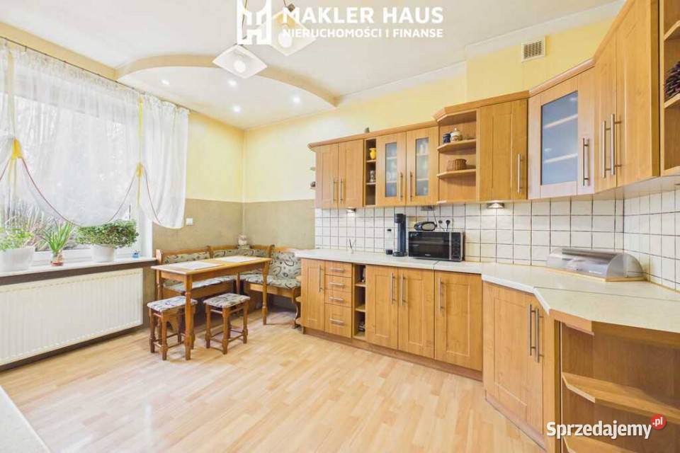 Mieszkanie 58 m 2 pokoje I piętro dwustronn Gołdap