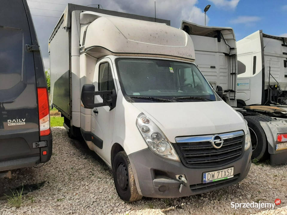 Opel Movano Komorniki