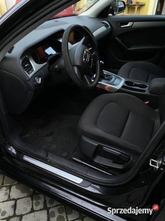 Audi a4 b8 kombi Rok produkcji 2012 Tomaszów Lubelski sprzedam