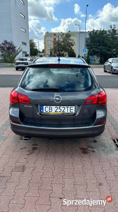 Opel Astra J Sporta Tourer 14 turbo benzyna radio