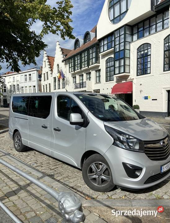 Opel Vivaro Renault Trafic 9 osobowy tourer Trafic podlaskie Białystok